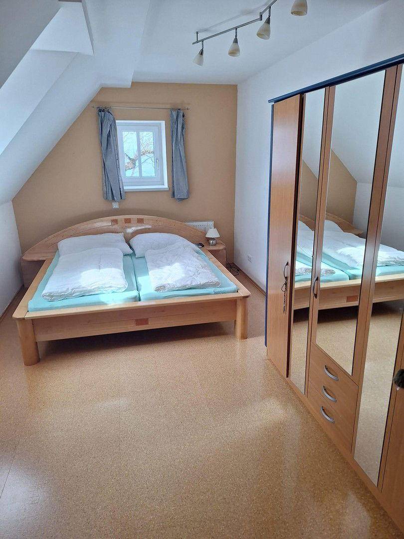 Schlafzimmer Holz massiv