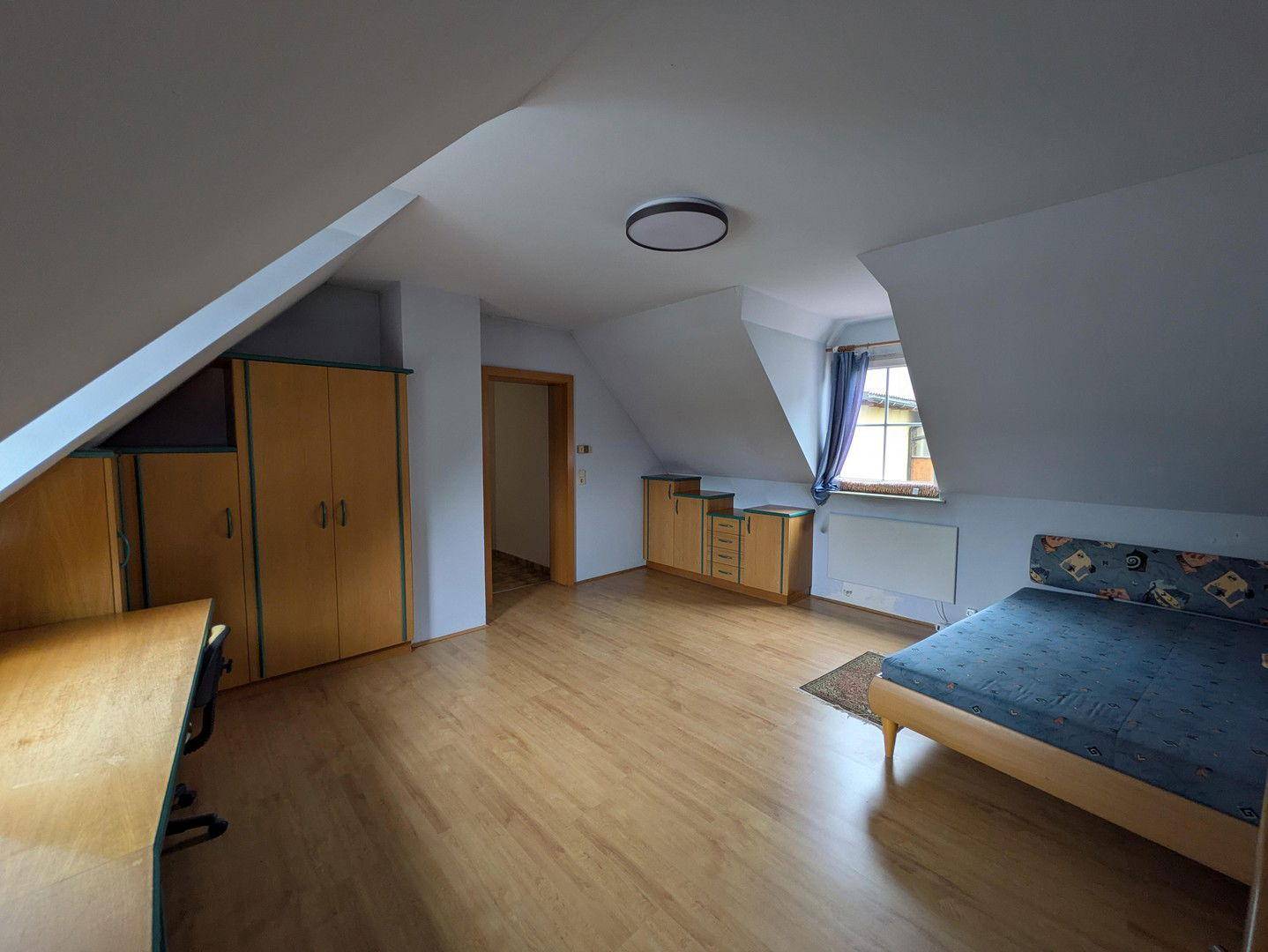 OG Schlafzimmer 1