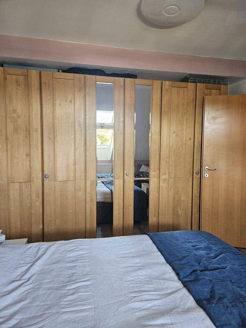 Kasten Schlafzimmer rechts