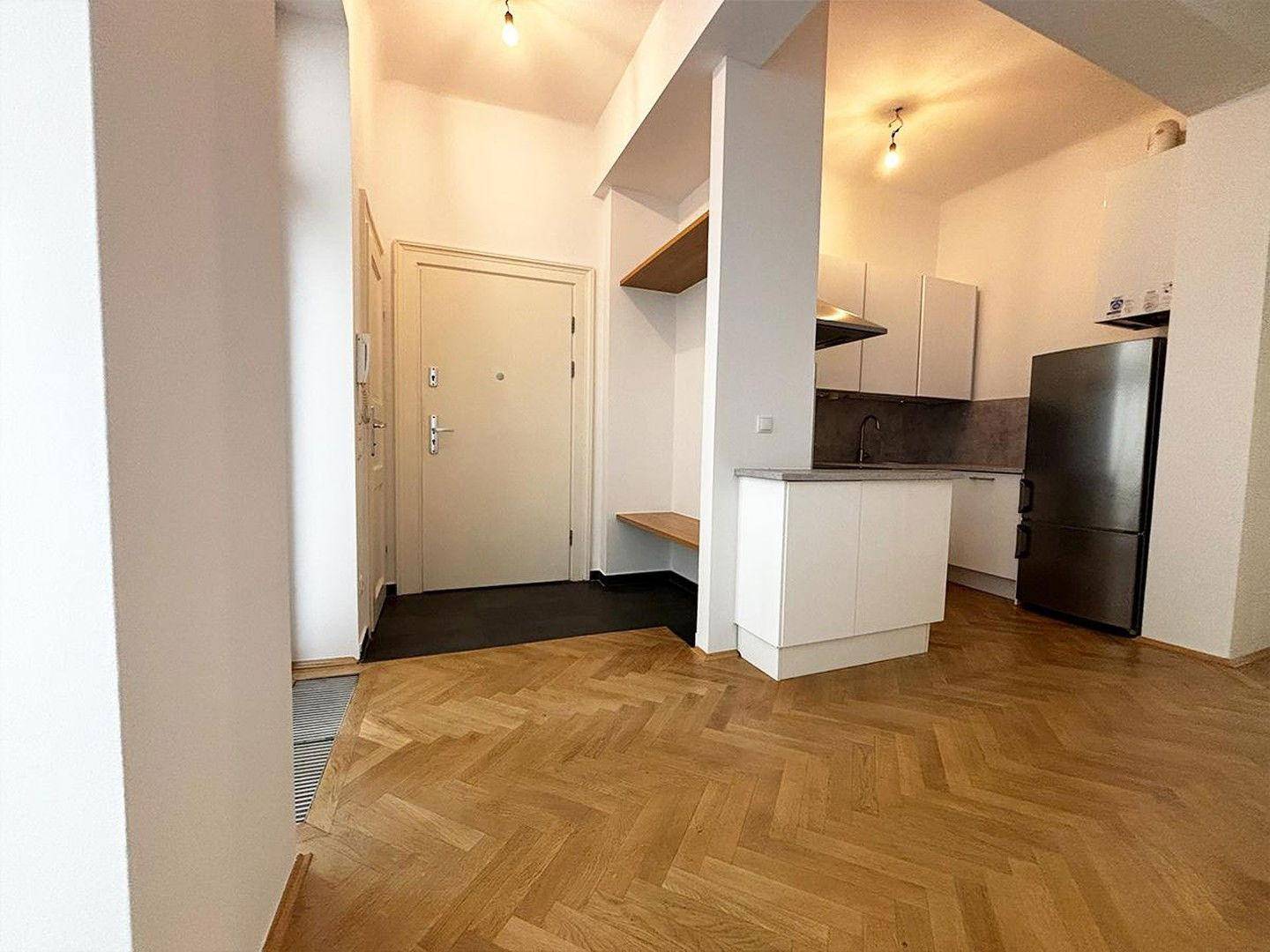 Garderobe/Küche/Vorraum