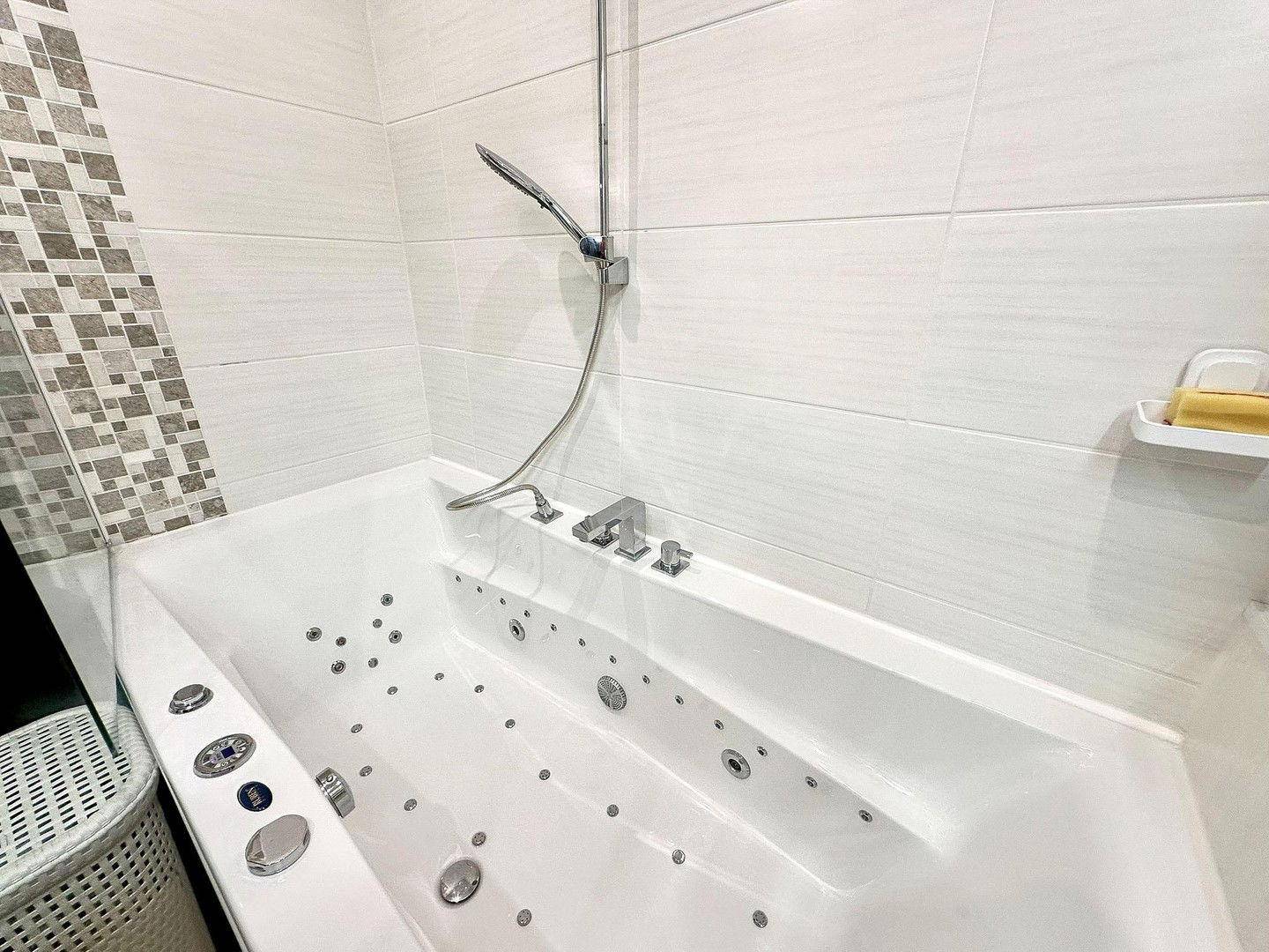 Bad mit Whirlpool