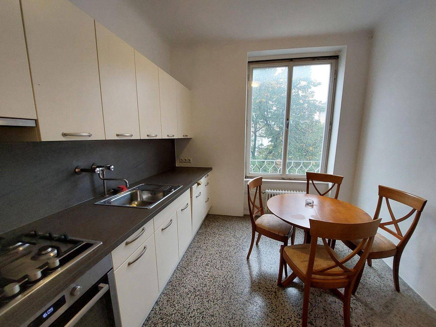 Einbauküche 9,6 m²