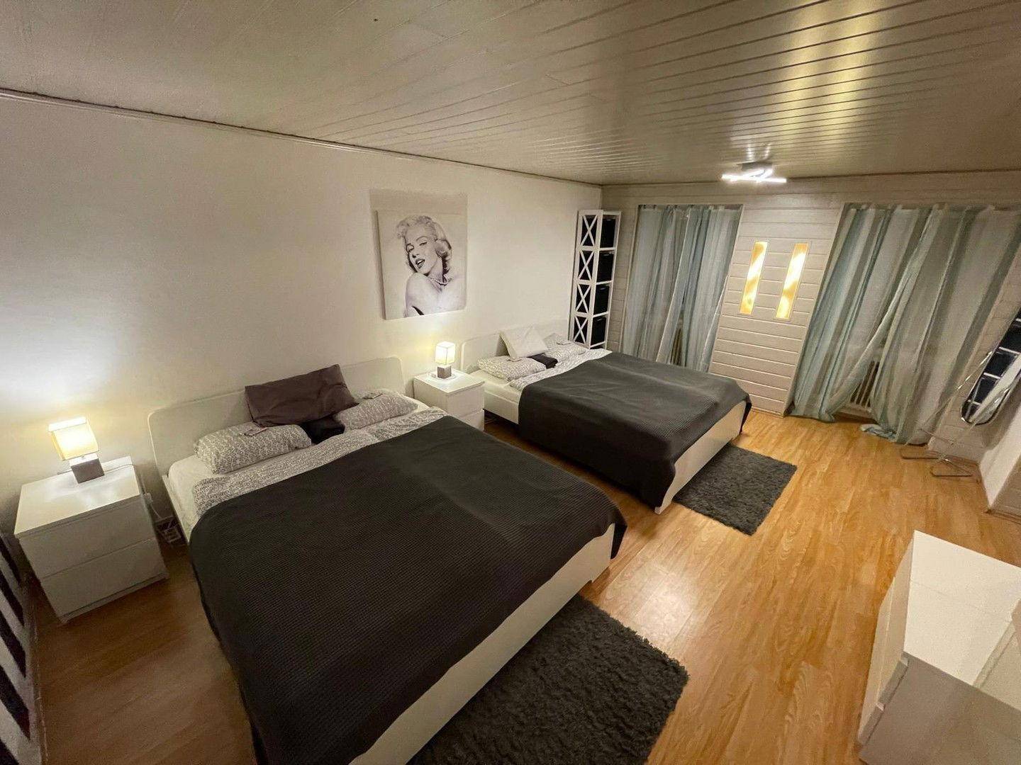 Schlafzimmer EG