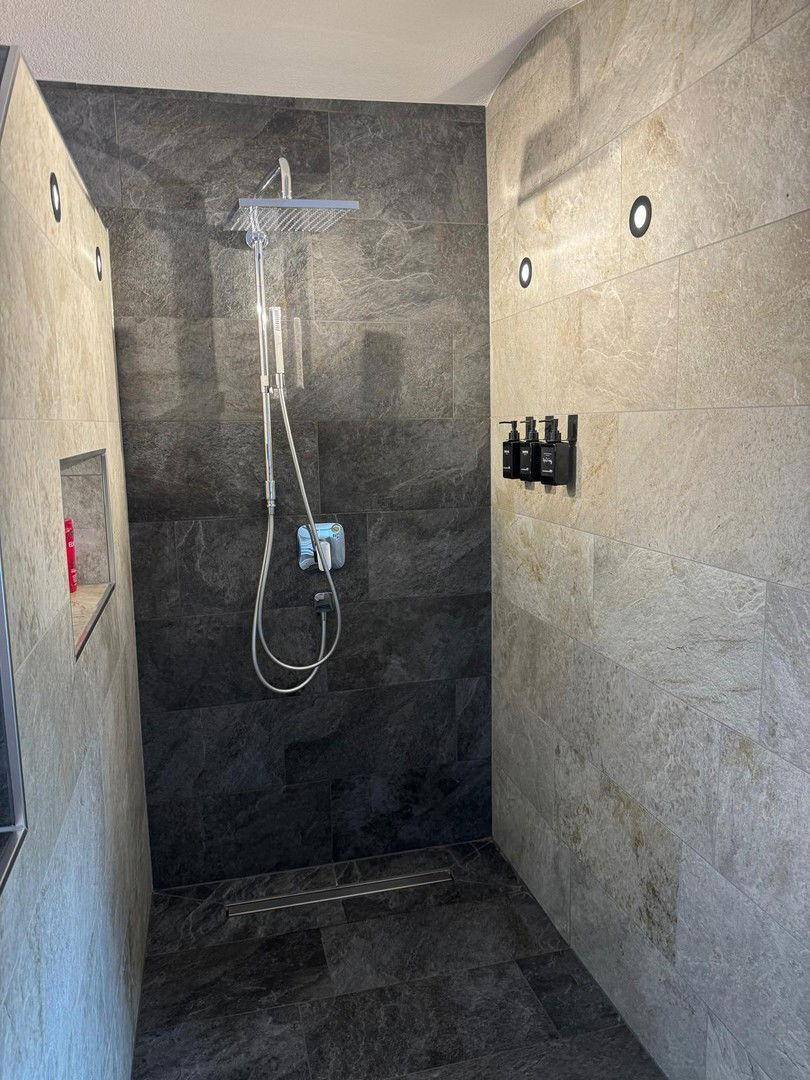 Bad/Dusche