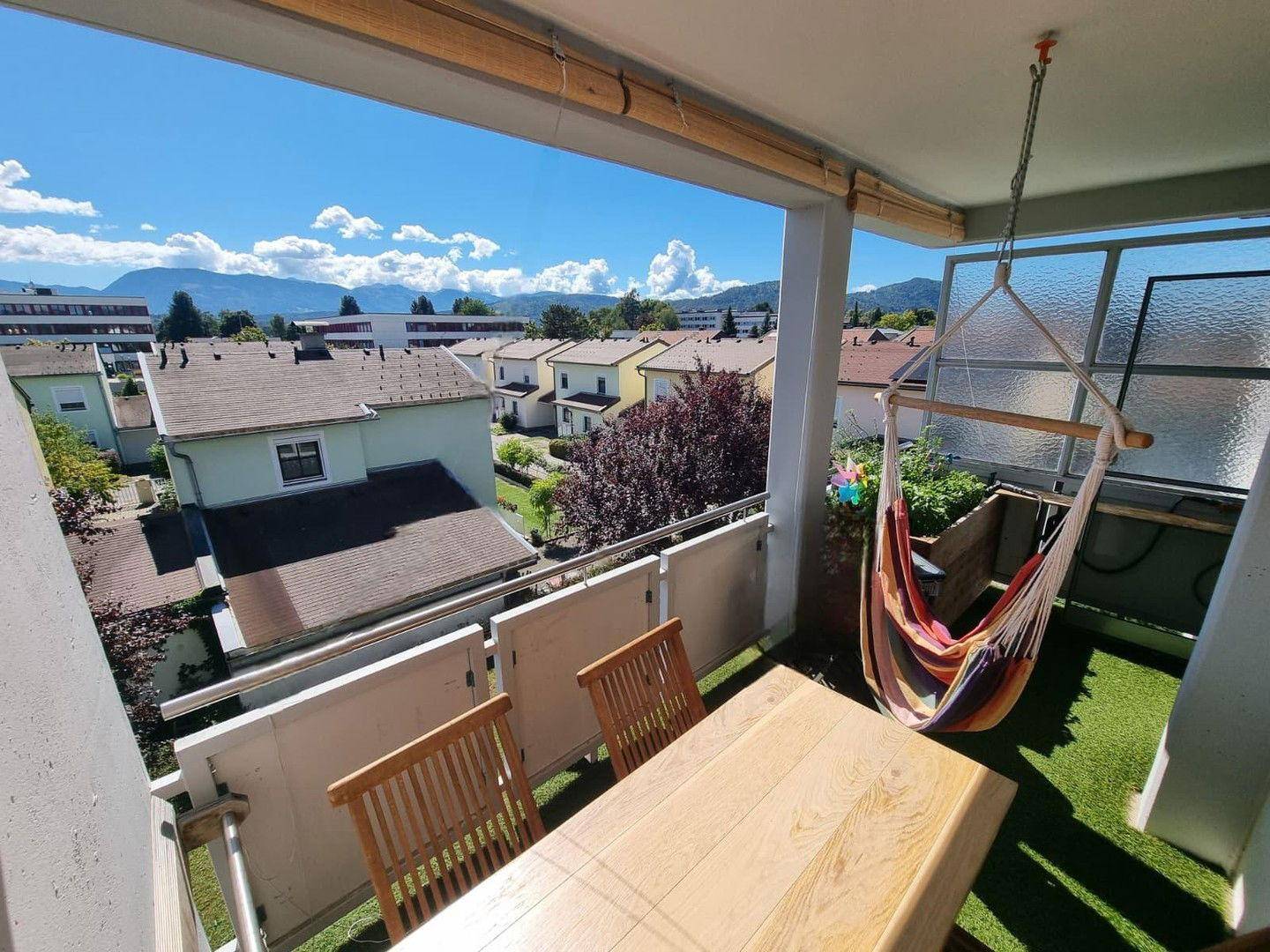 2. Stock - Loggia mit Hochbeet