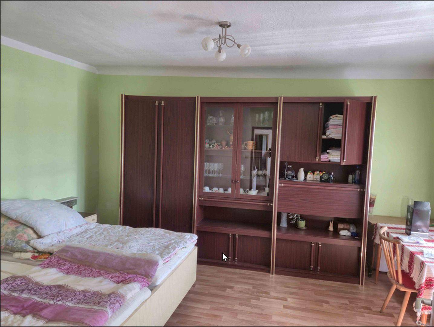 Schlafzimmer 1