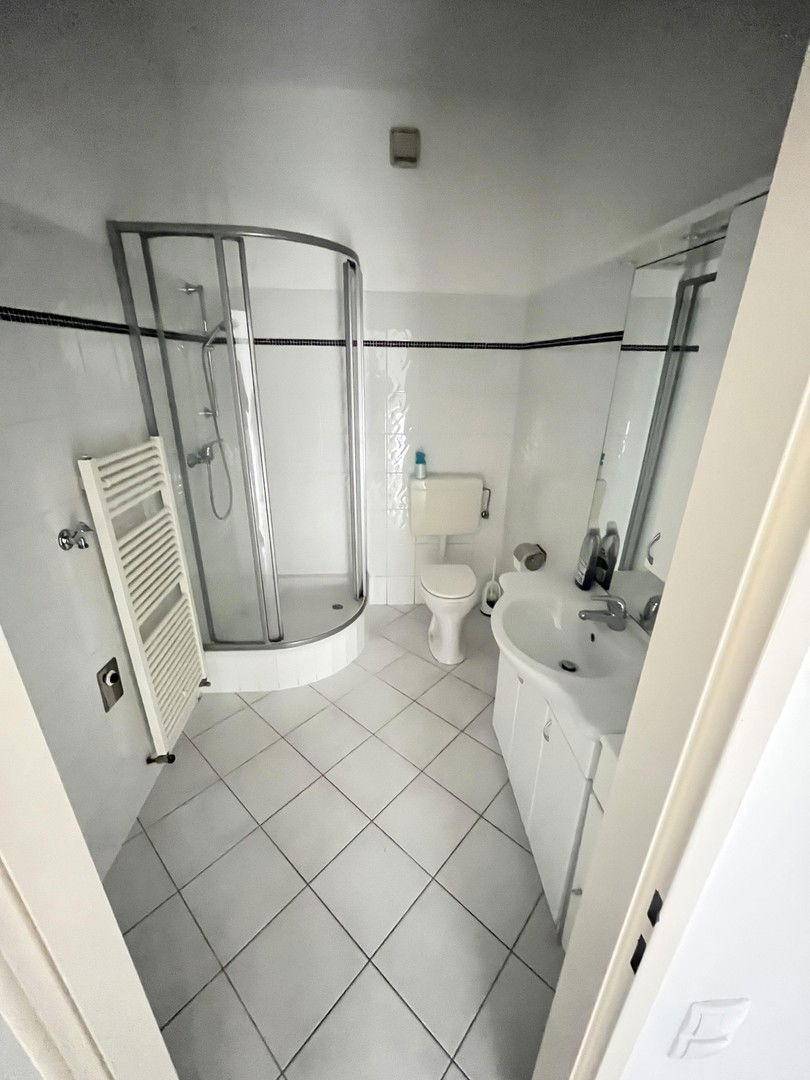 Bad (Dusche)