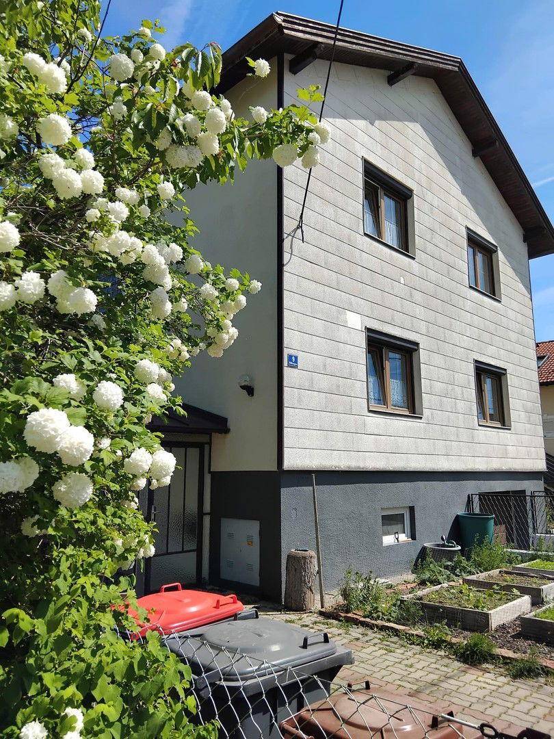Westseite Haus