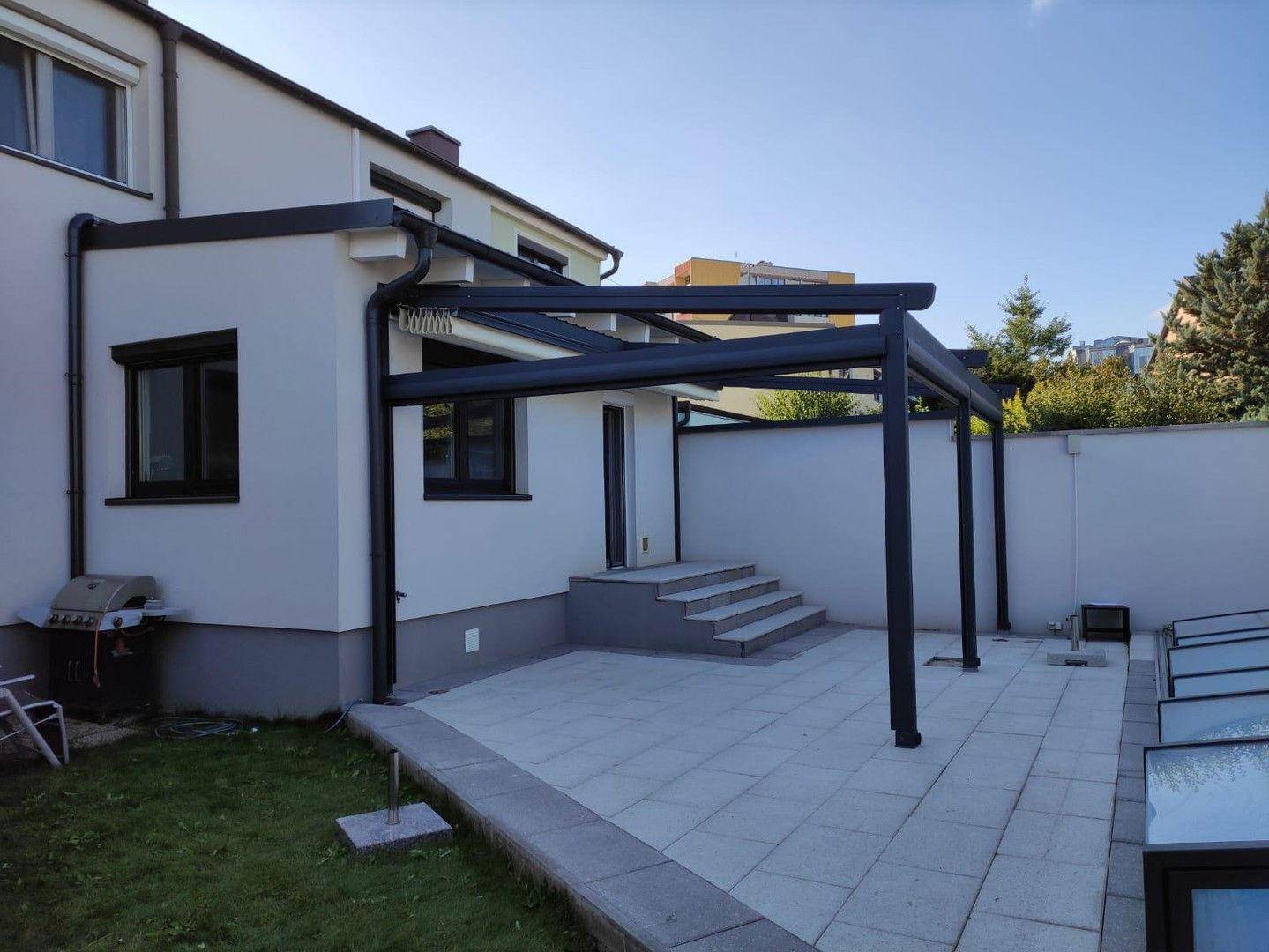 flexible Terrassenüberdachung