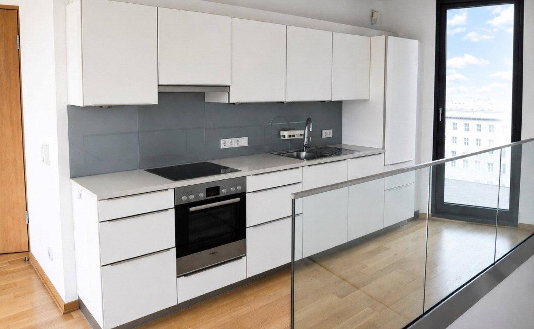 Ein Penthouse im Zentrum von Salzburg mit bis zu 3 Garagen: auch als Office - Més
