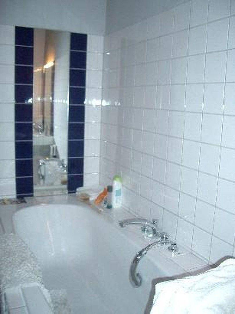 Badewanne mit spiegel