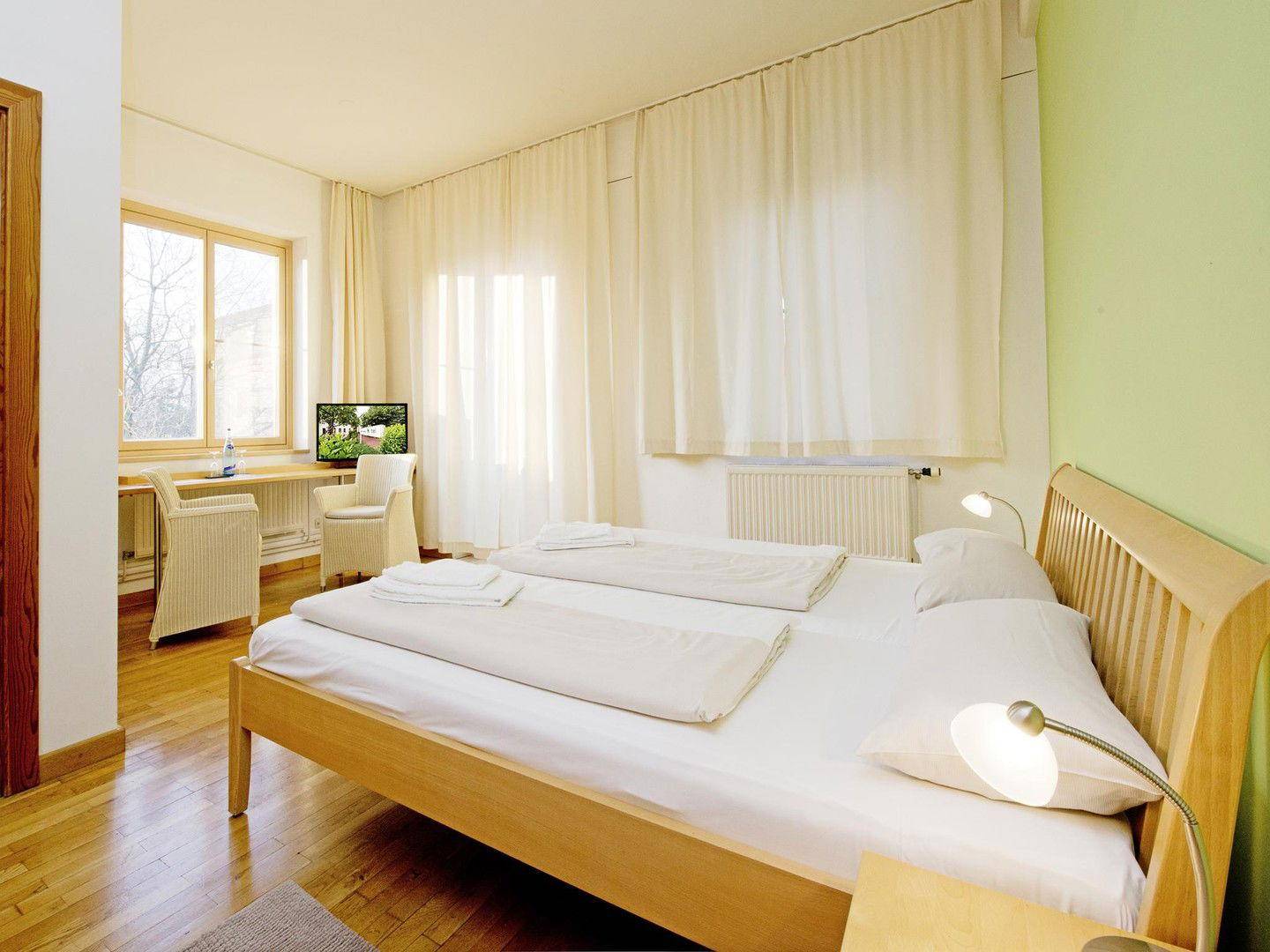 Hotelzimmer mit Terrasse