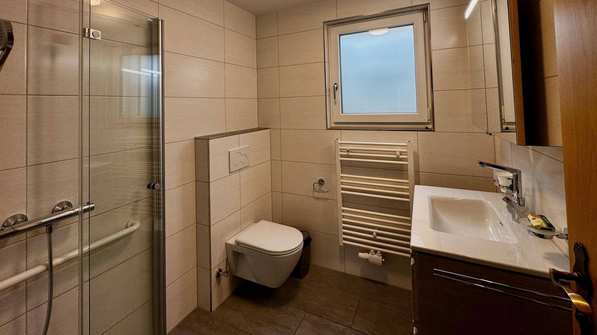 Badezimmer Erdgeschoss