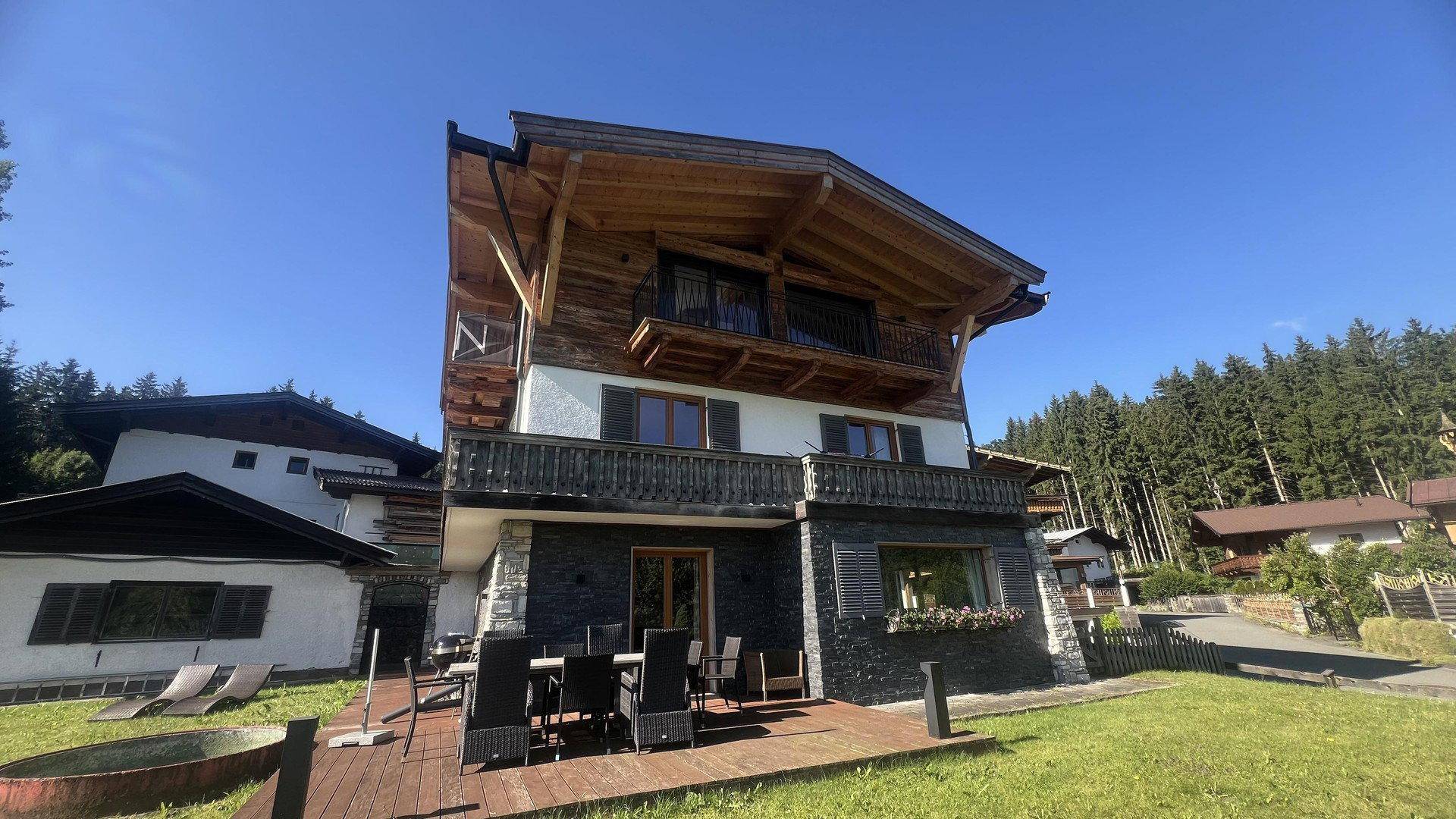 Großzügiges Einfamilienhaus mit Kaiserblick - Ansicht 3