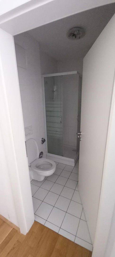 Bad - Blick von Vorraum