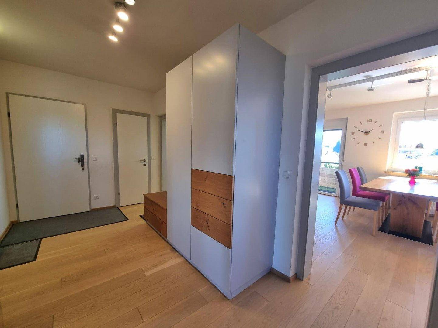 2. Stock - Vorzimmer/Garderobe