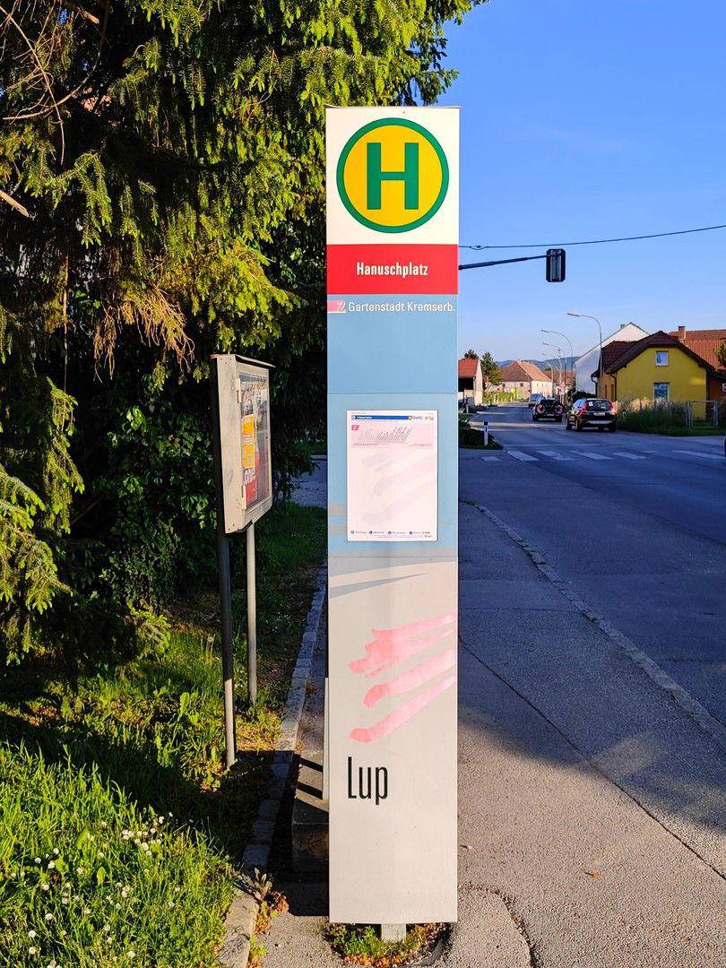 Bushaltestelle Hanuschplatz