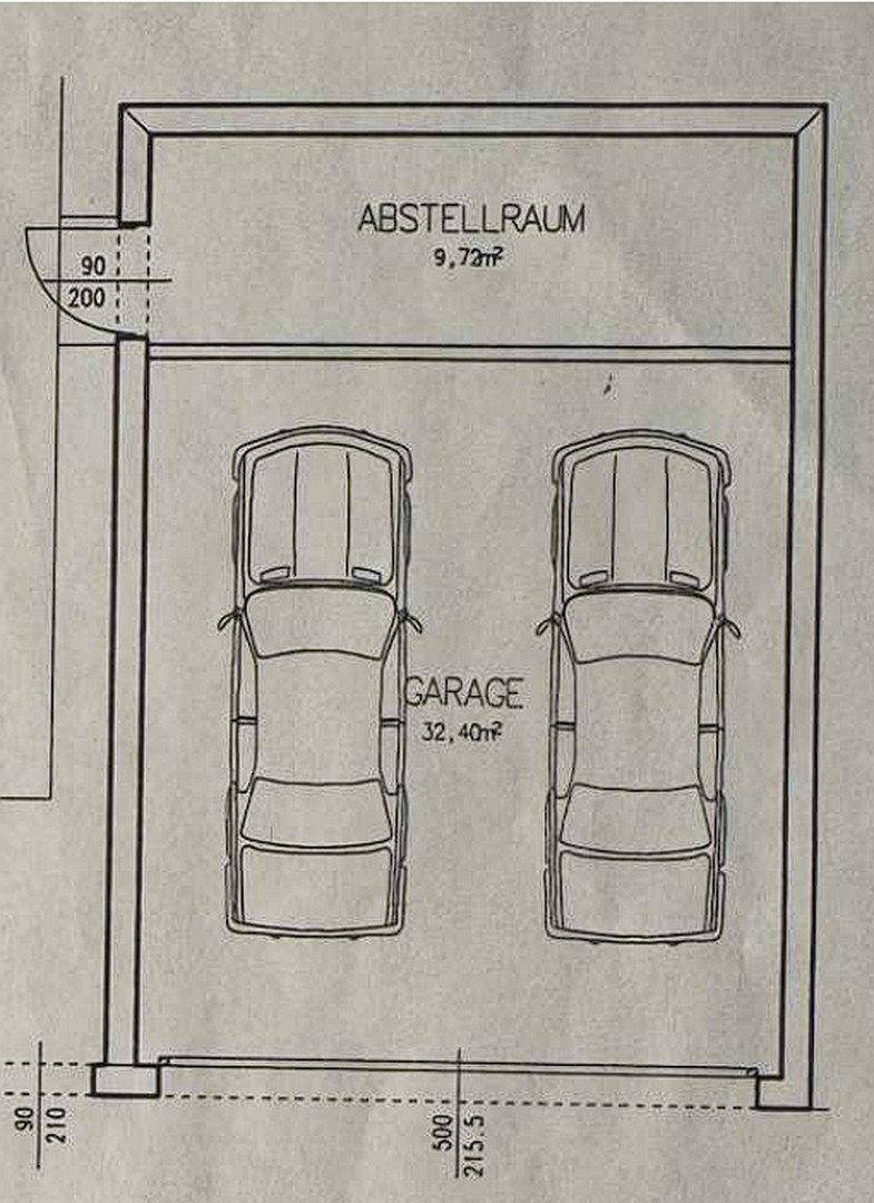 Detailansicht des Grundrisses einer Doppelgarage mit Abstellraum.