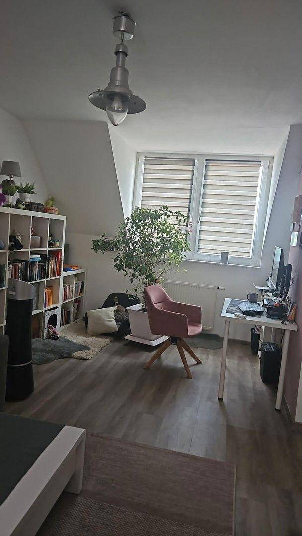 Wohnzimmer rechts