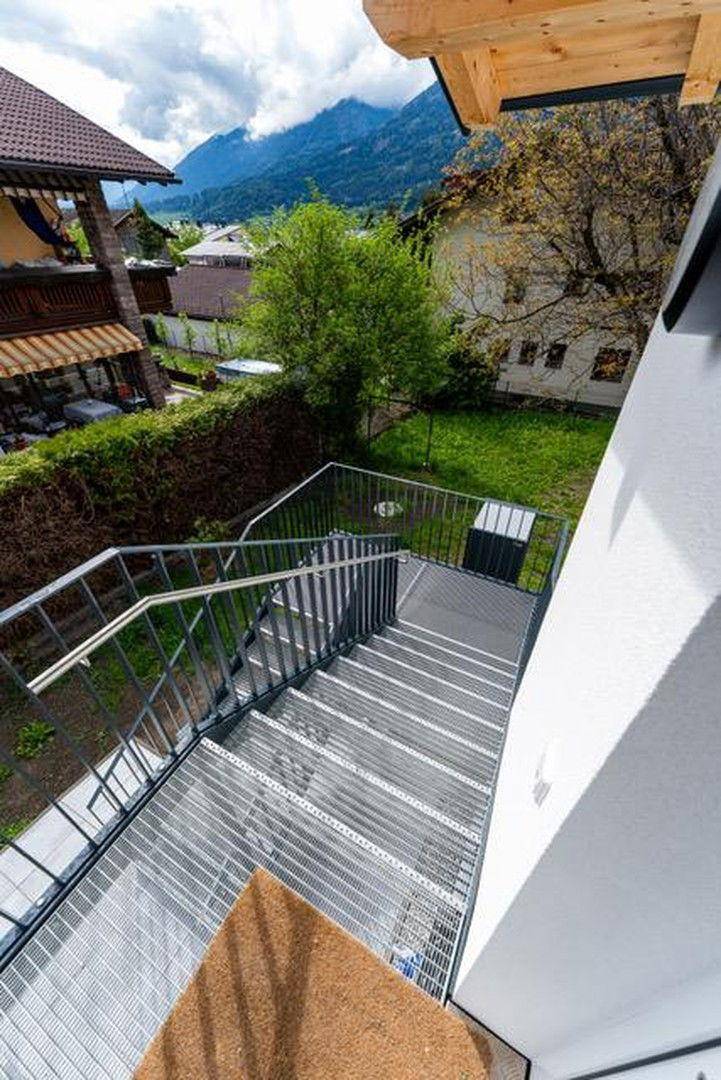 Aufgang zum Eingang Ostseite