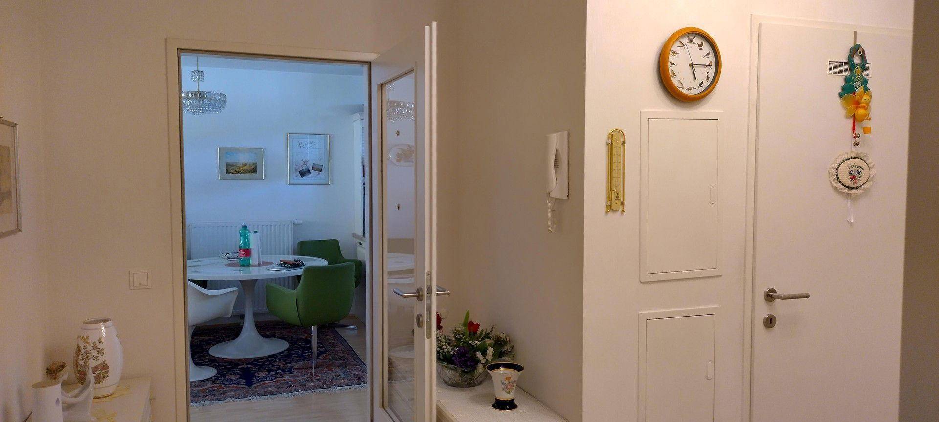 Flur zum Wohnzimmer