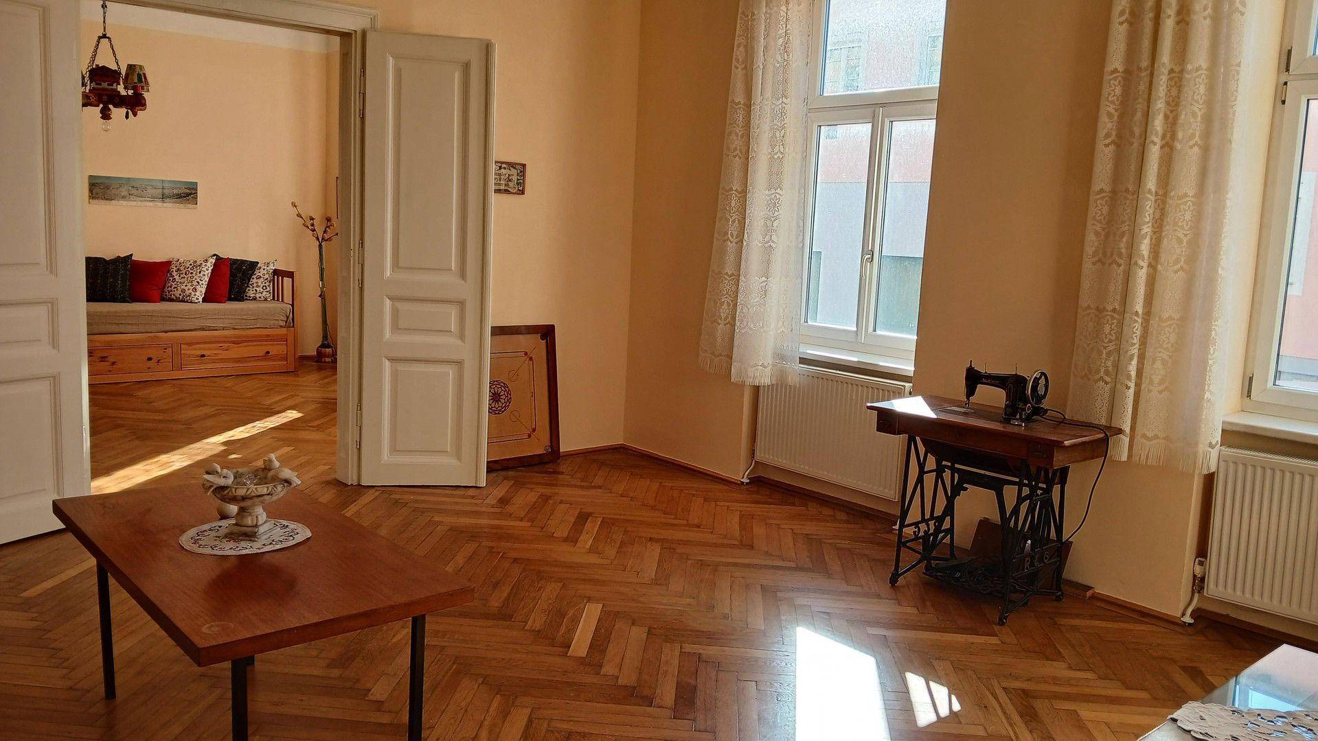 Wohnung Hochparterre