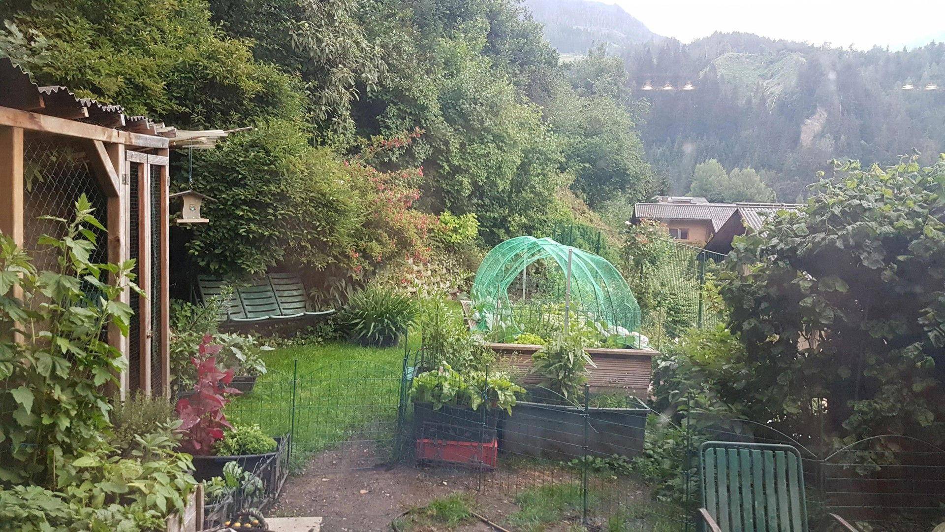 Gartenblick Wohnzimmer