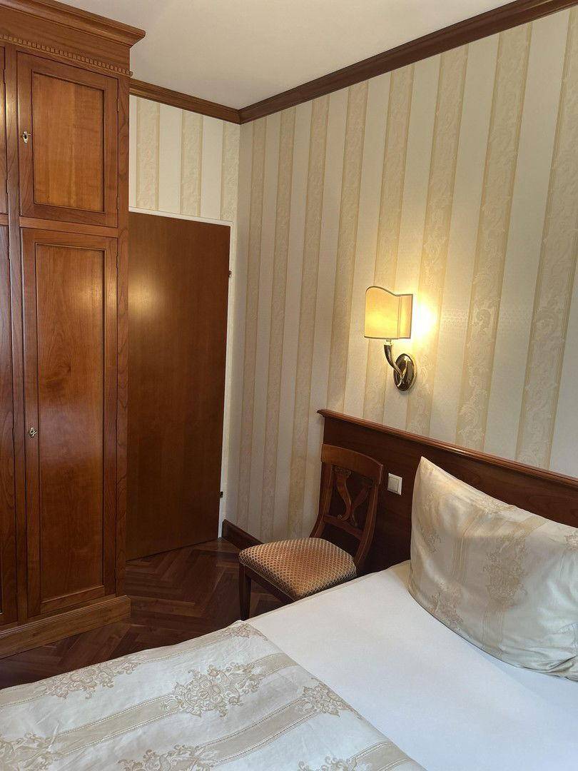 SZ Eingang Schrank