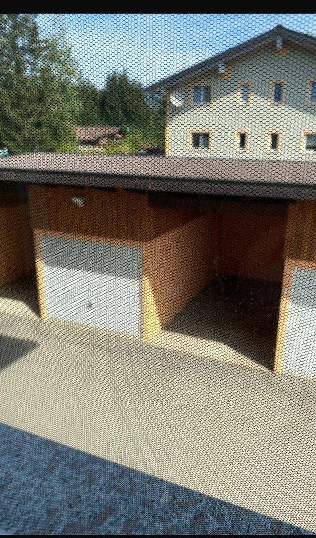 Carport und Garage