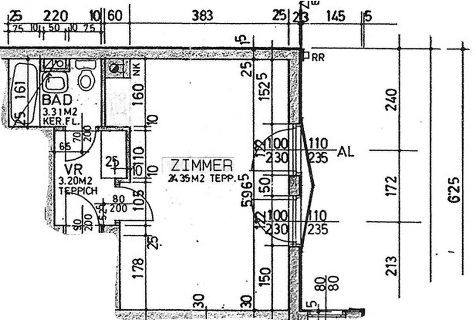 Grundriss einer Wohnung mit Zimmer, Bad und Vorraum, inklusive Maßangaben.