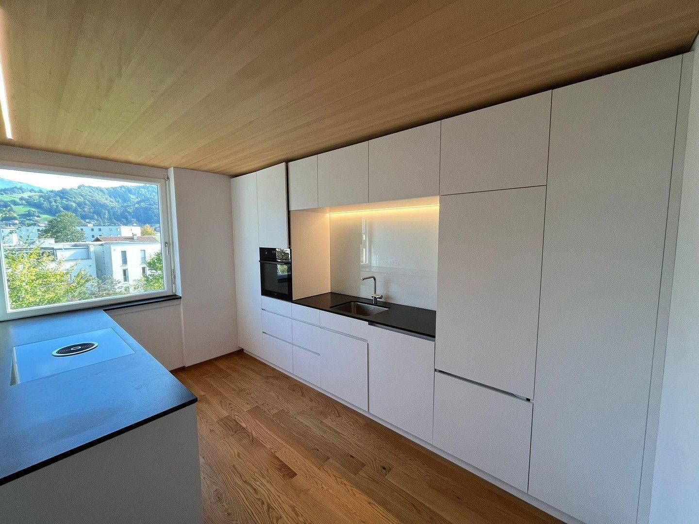 3-Zimmer-Wohnung mit Karrenblick, hochwertiger Küche &amp; Balkon in Dornbirn-Hatlerdorf