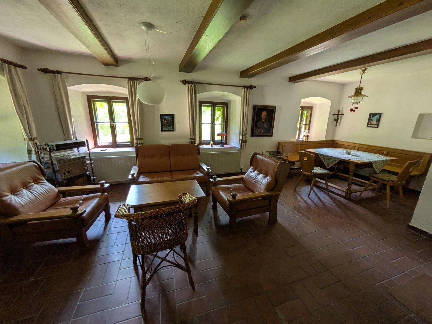 Wohnzimmer 1 unten