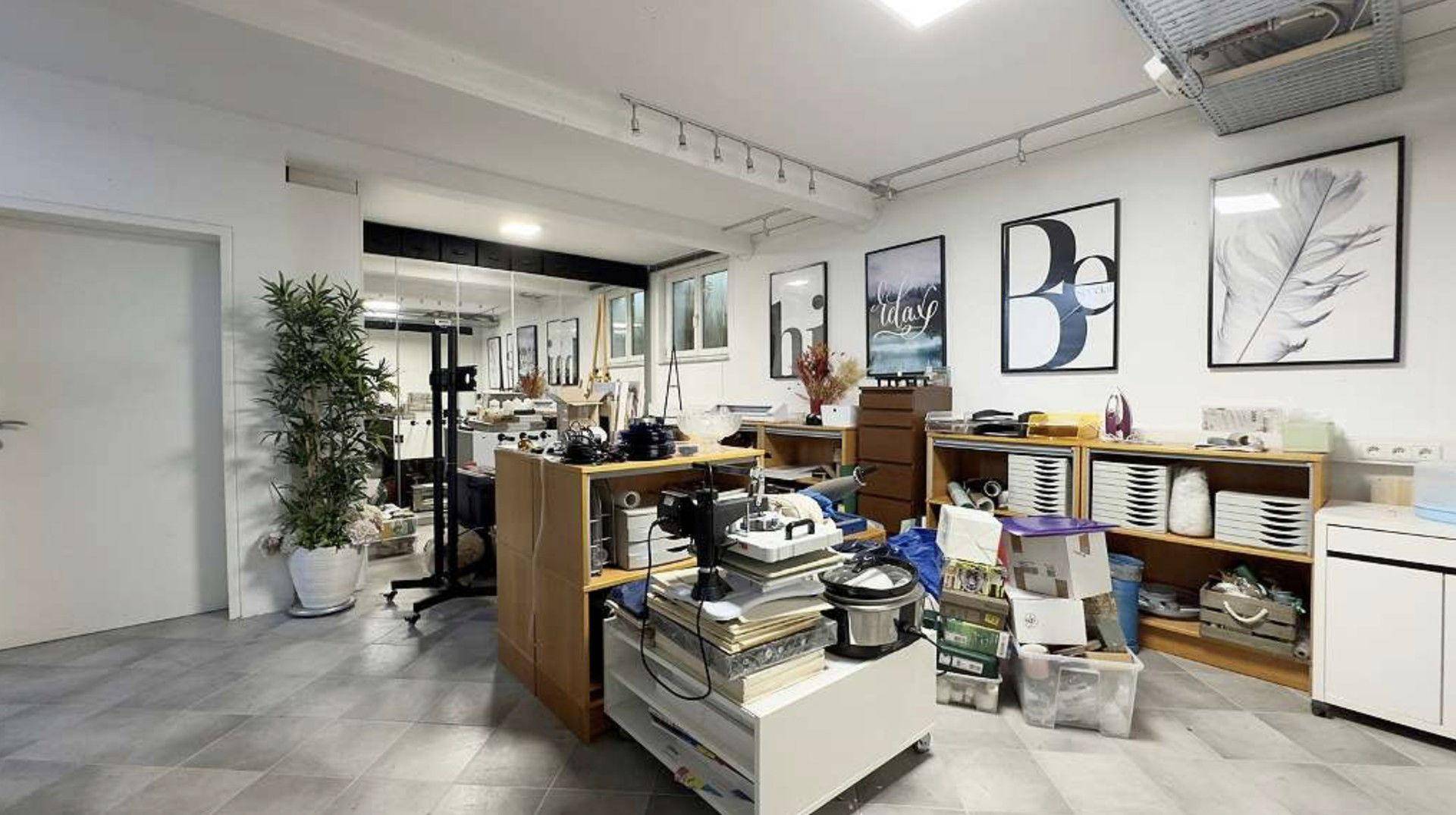 Büro UG