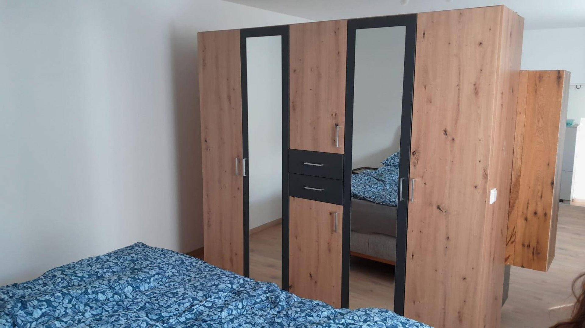 Kasten Schlafzimmer