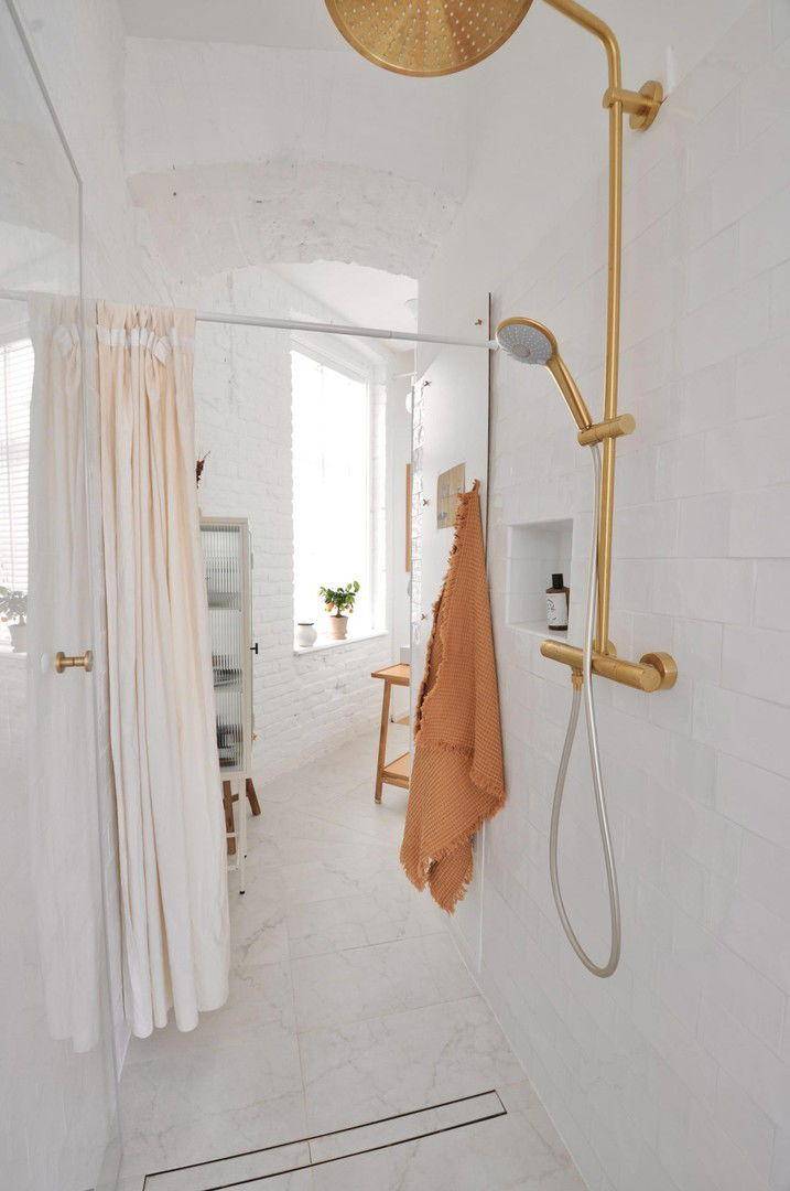 Dusche