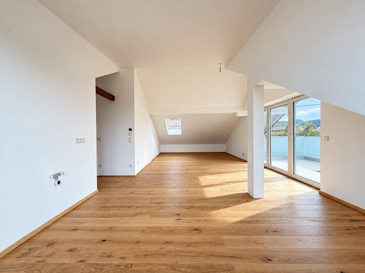 Wohnzimmer und Essbereich