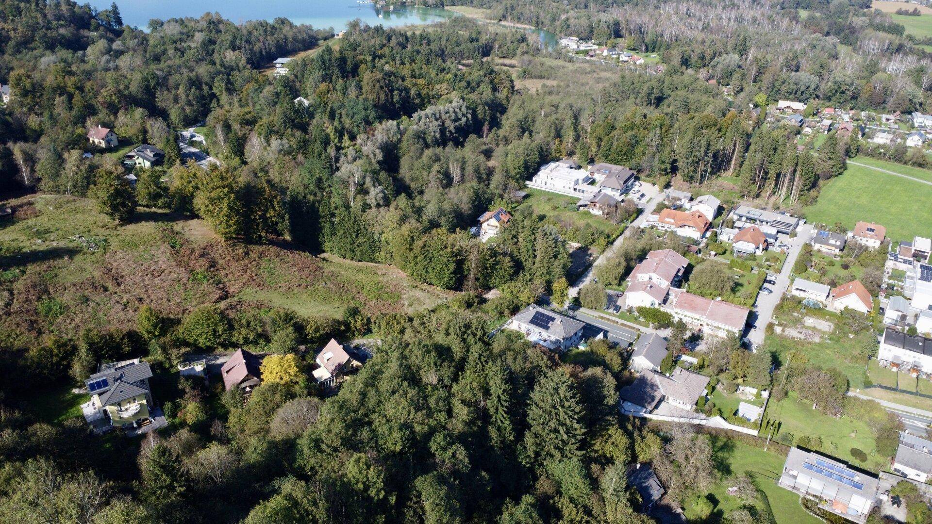 Tolle Gelegenheit: Sonniges Baugrundstück in Hanglage am Südufer vom Wörthersee - Ansicht 5