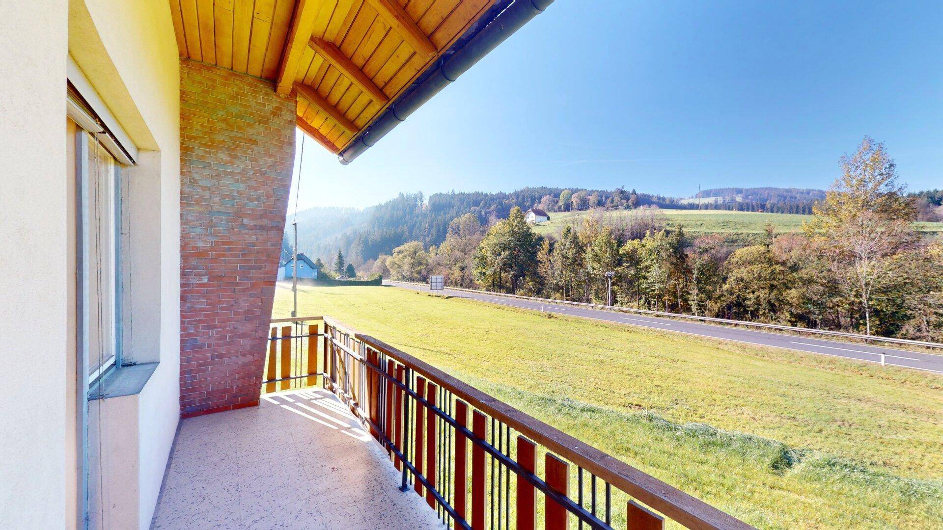 Ausblick Balkon Obergeschosswohnung