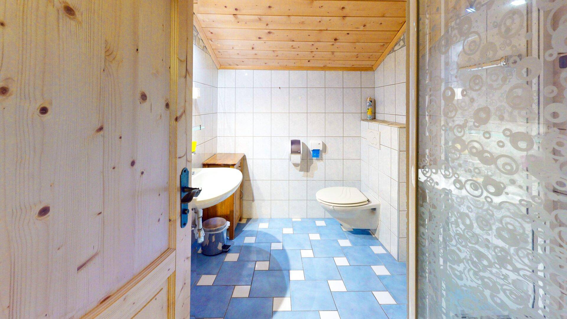 Badezimmer Zimmer 2 OG