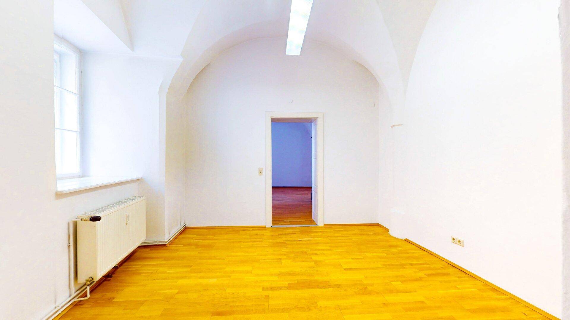 Büro 1