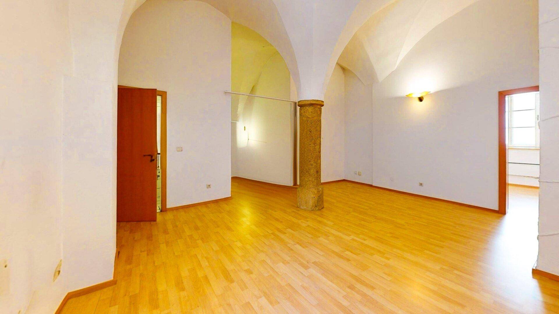 Eingangsbereich/Büro 1
