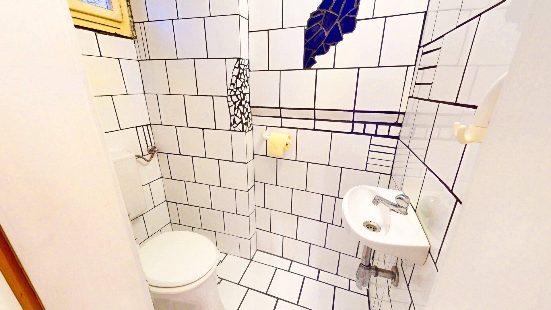 WC