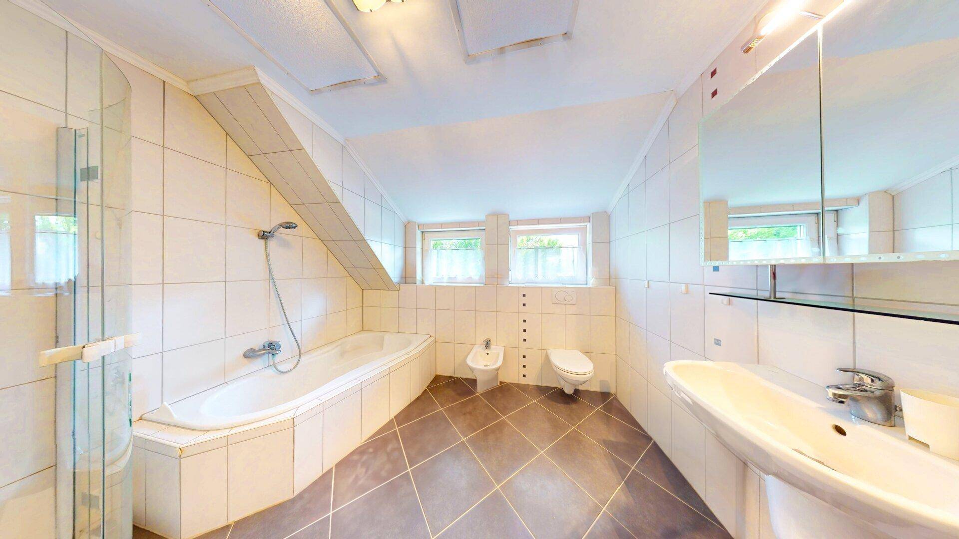 Badezimmer OG