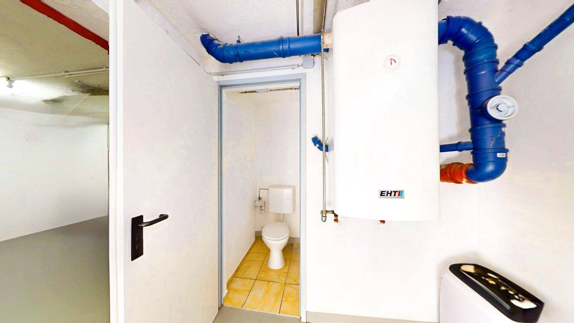 WC KG