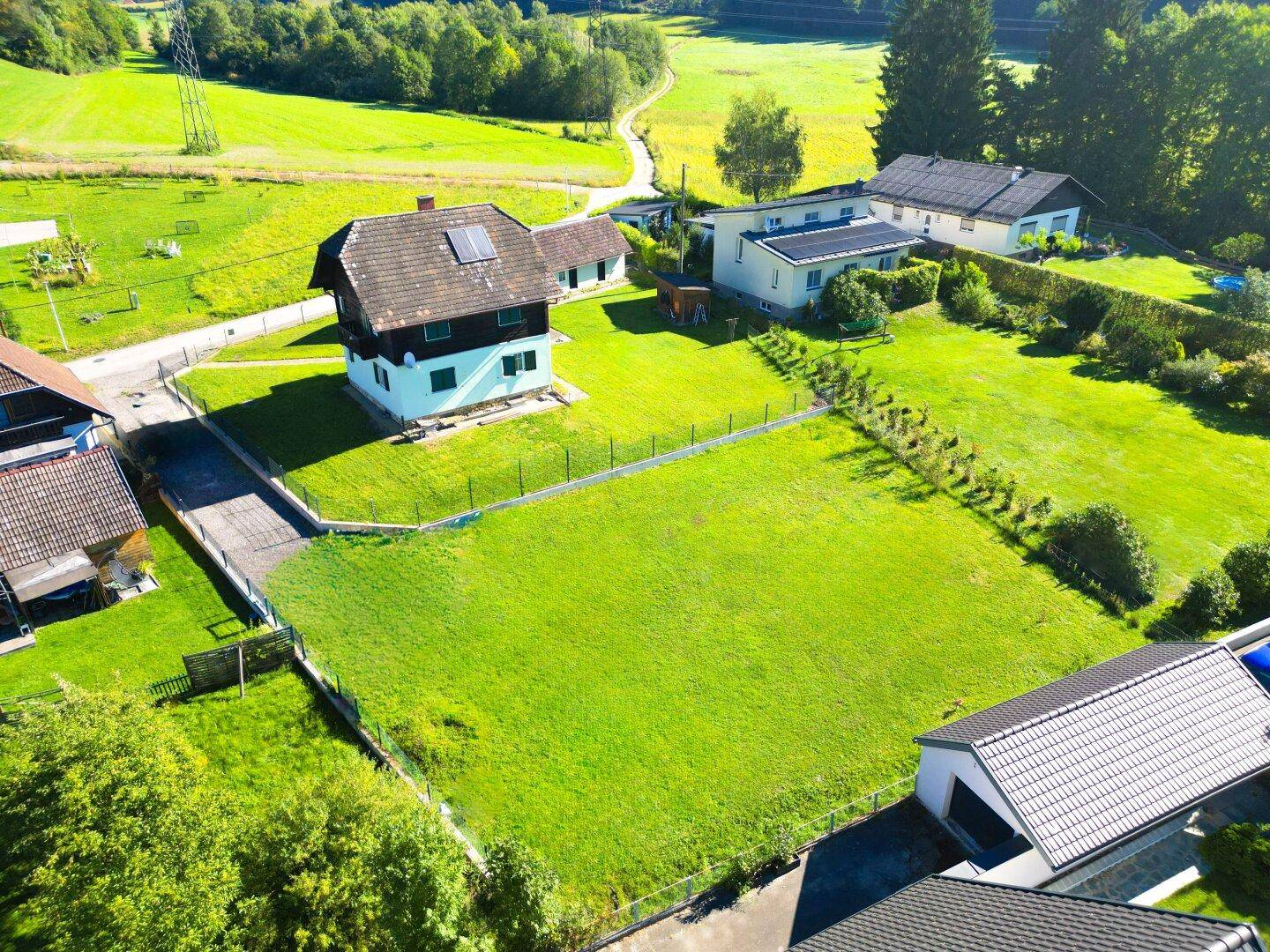 Luftbild vom Grundstück