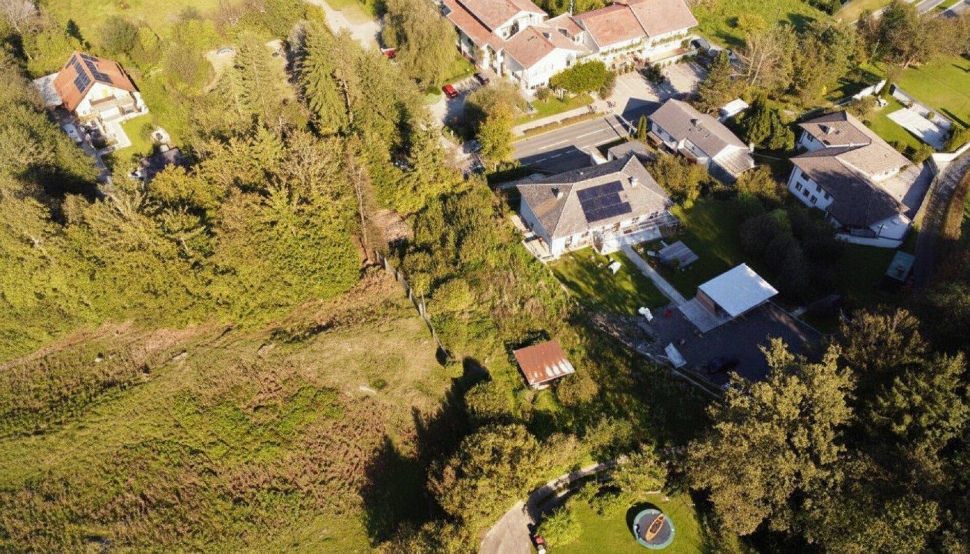 Tolle Gelegenheit: Sonniges Baugrundstück in Hanglage am Südufer vom Wörthersee - Mehr