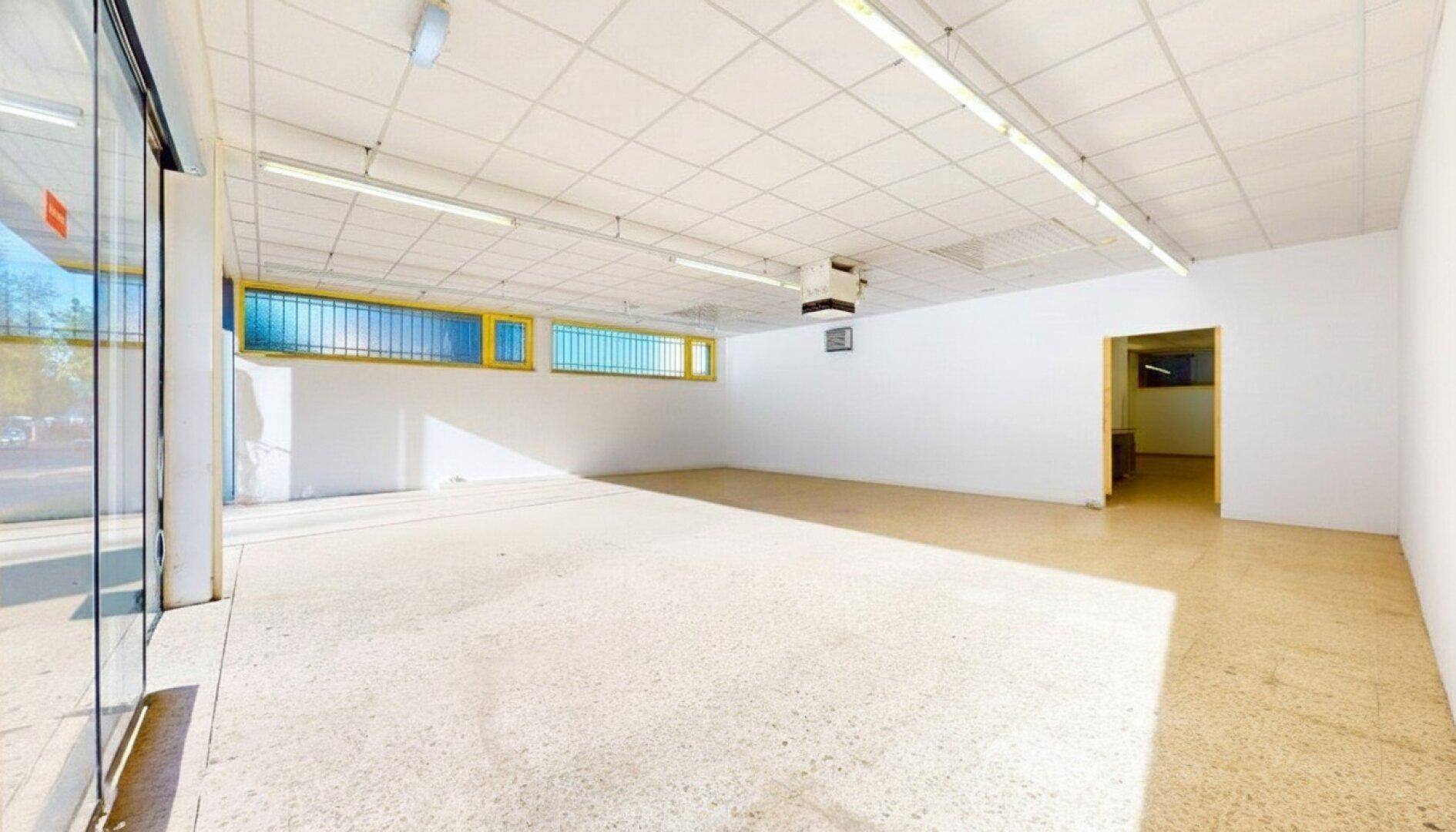 Vielseitige Gewerbefläche in Viktring – Verkaufsraum, Lager &amp; Büro auf ca. 237m² - Ansicht 2