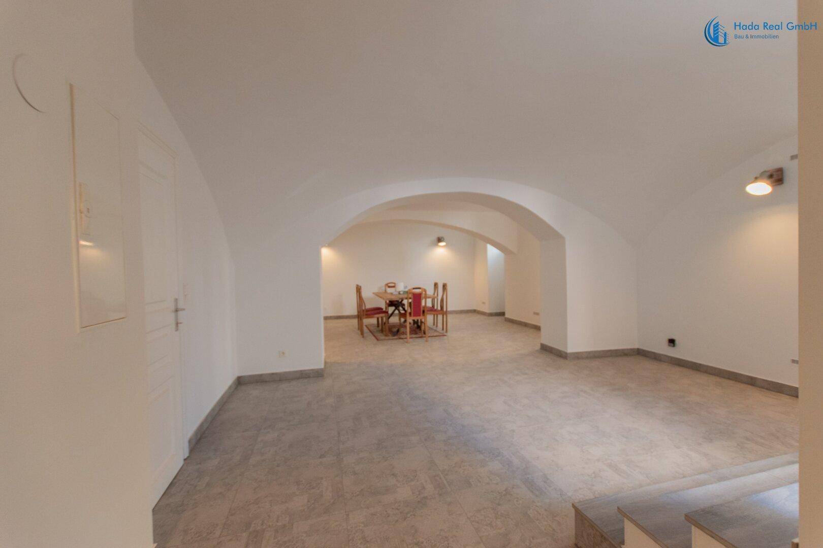 Souterrain-Studio mit Straßenzugang - Ansicht 6