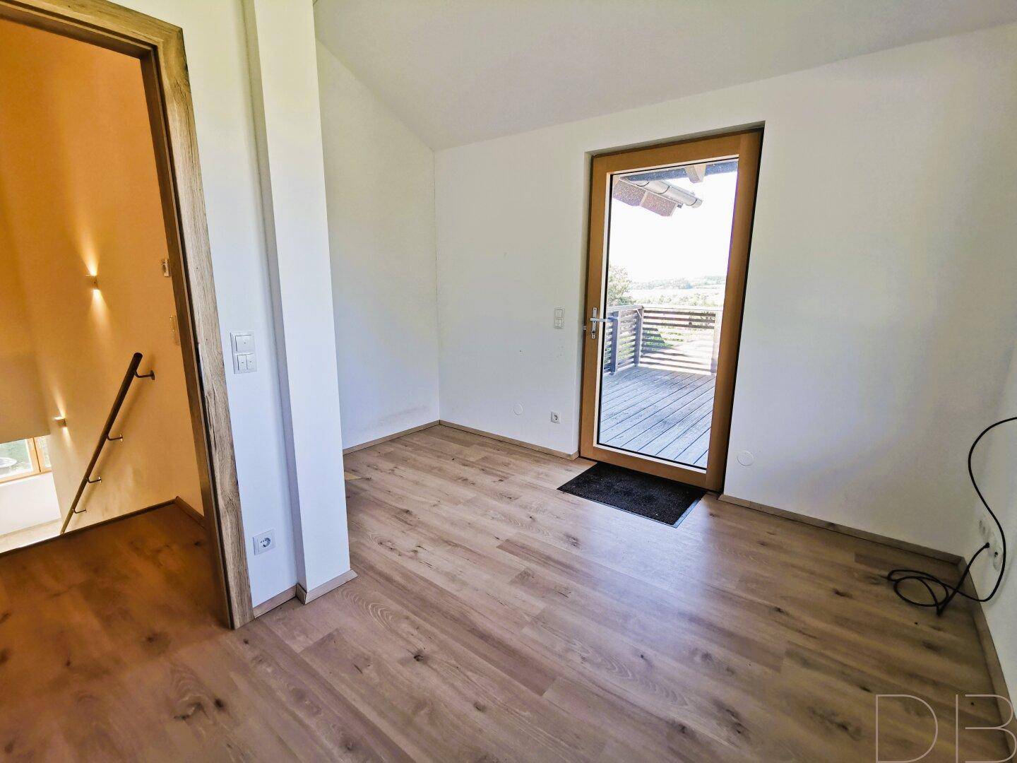 Zimmer 1 OG