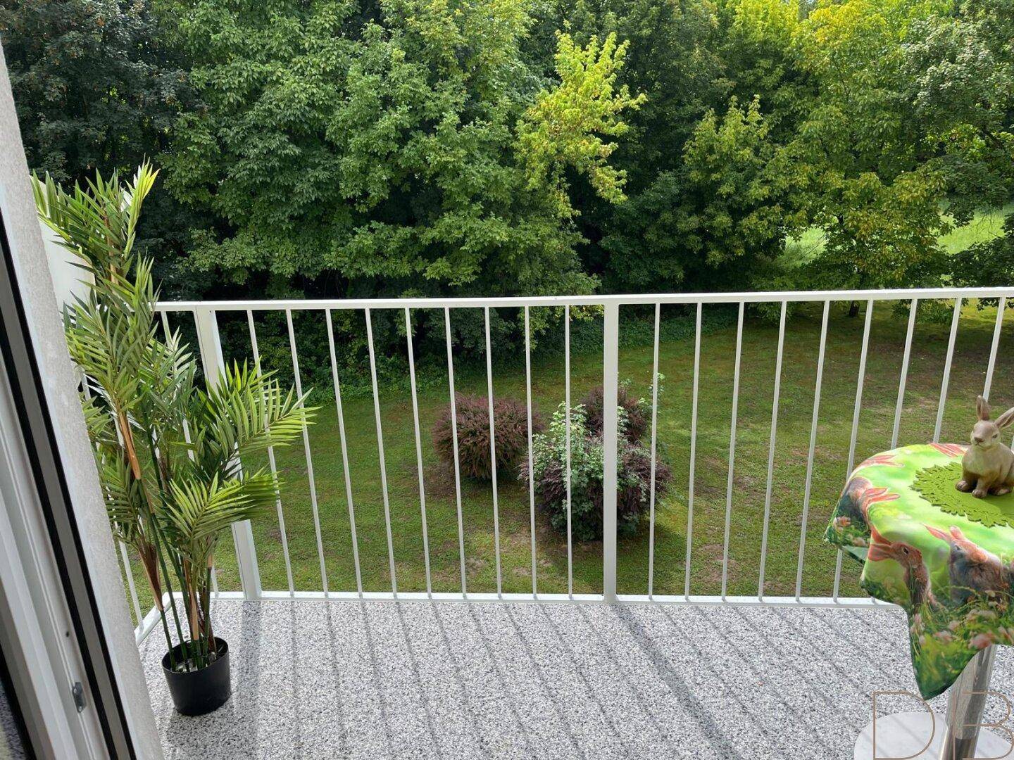 Balkon, frisch saniert